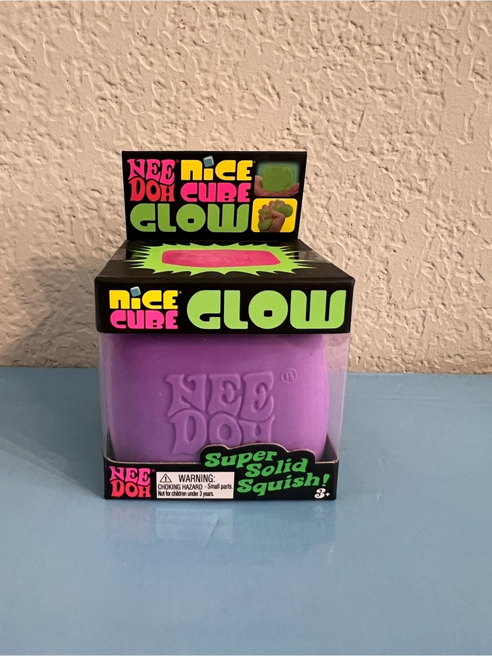 Authentic NeeDoh Nice Cube Glow Super Solid Squish — Purple💜🤗💜🤗